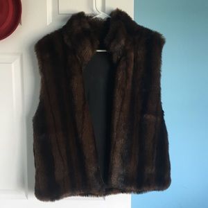 Fur vest